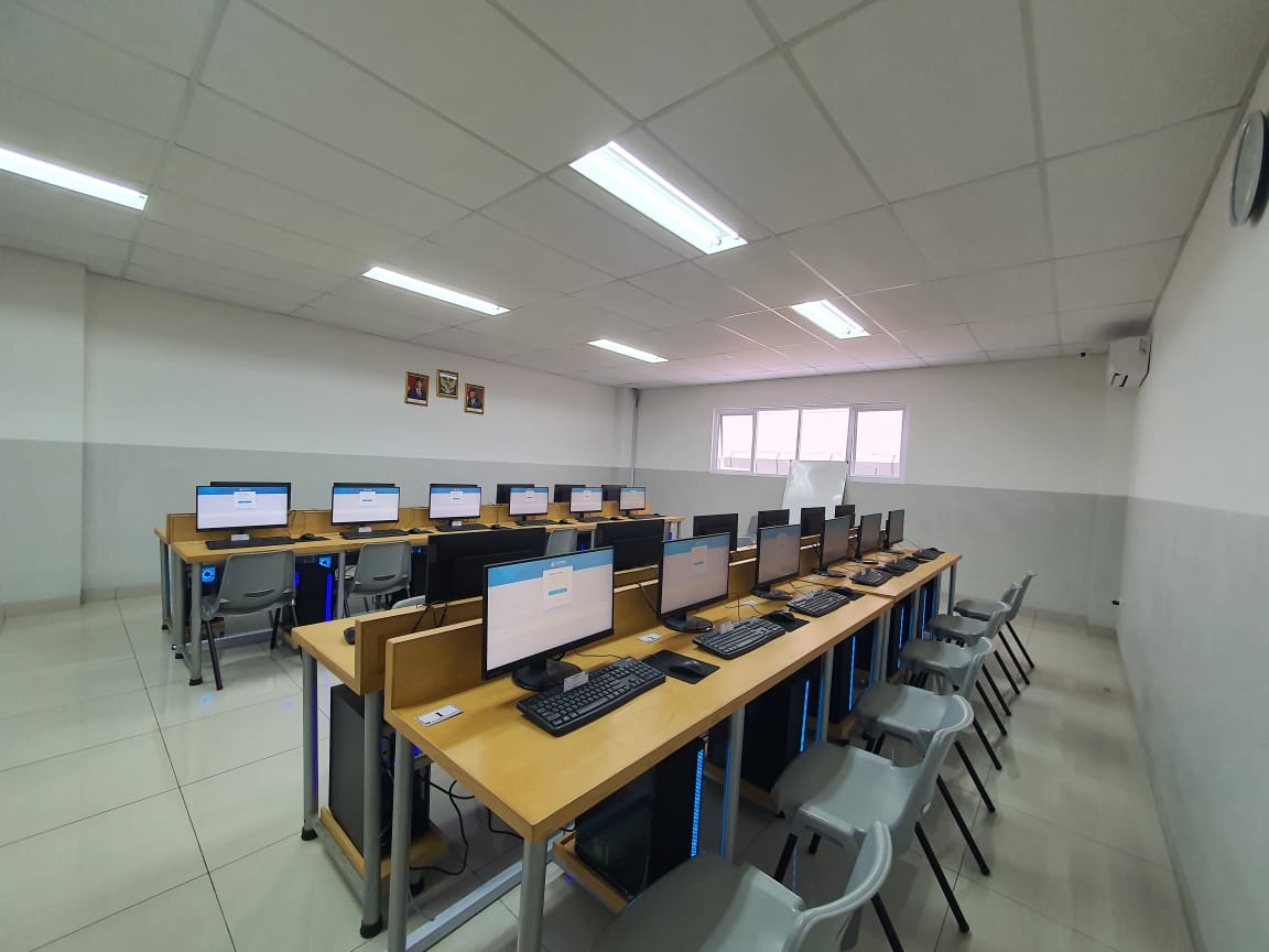 Lab Computer.jpg